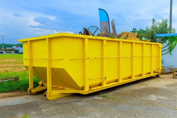 How to Choose the Right Dumpster or Roll-Off Container for Your Business